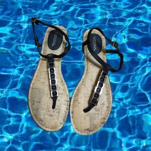 Merona sandals black w/metal gold T-Strap/Sling Back Flat Size 8.5